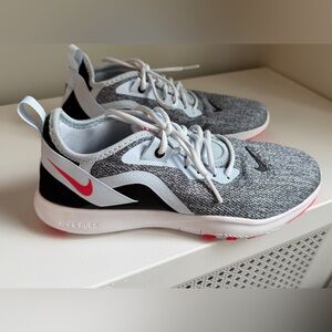 Nike Flex TR9 Gray and White Sneakers w/ Neon Red Women’s 8.5